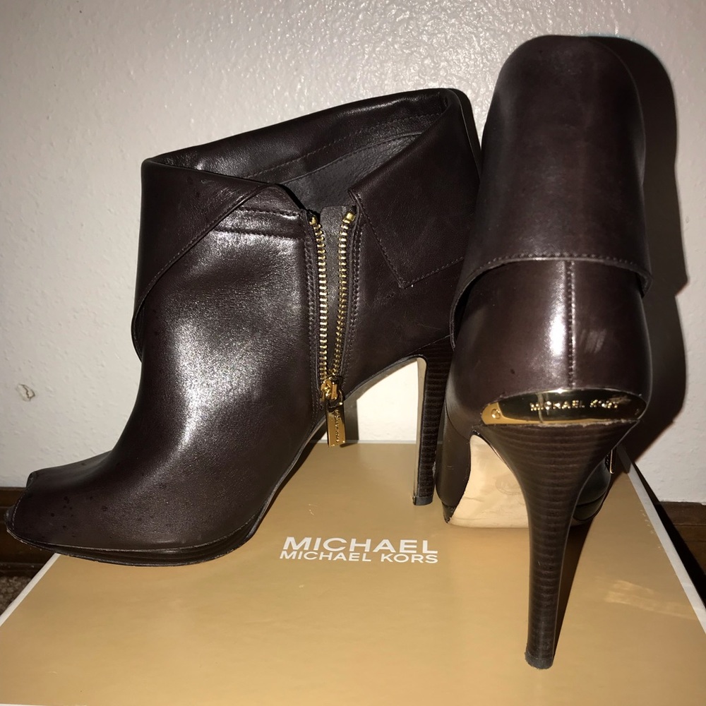 Micheal Michael kors booties